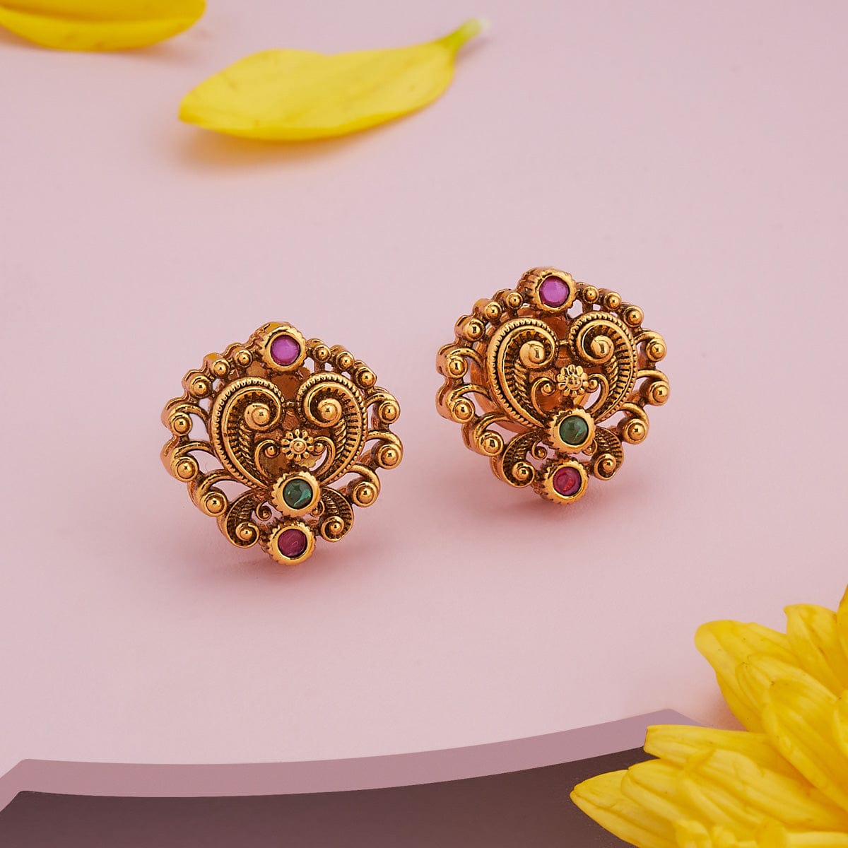 Antique Earring Antique Earring 186372