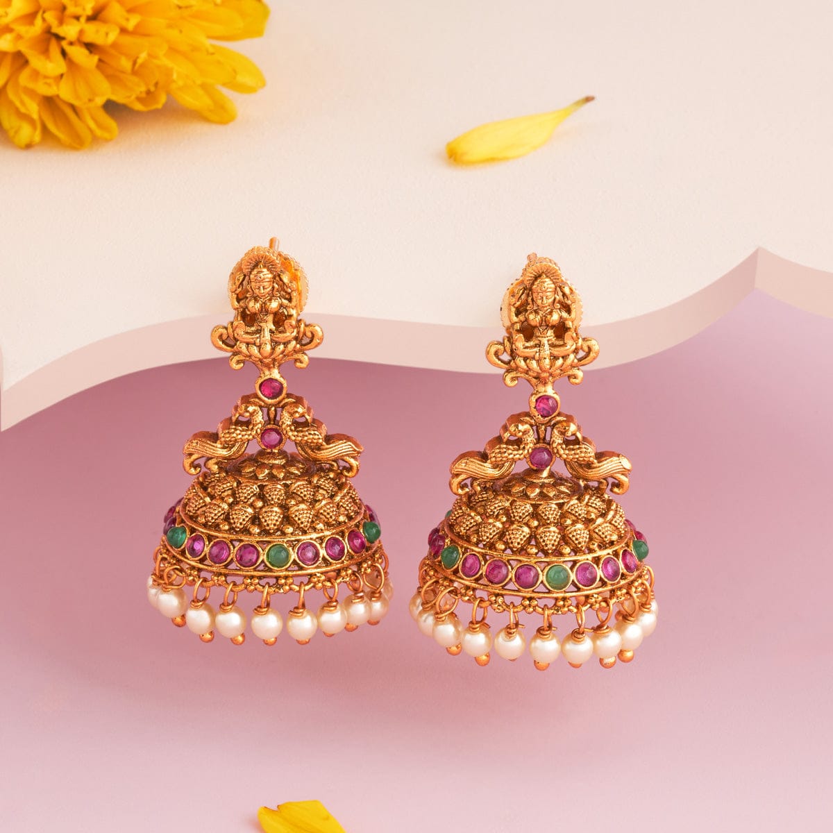 Antique Earring Antique Earring 189174