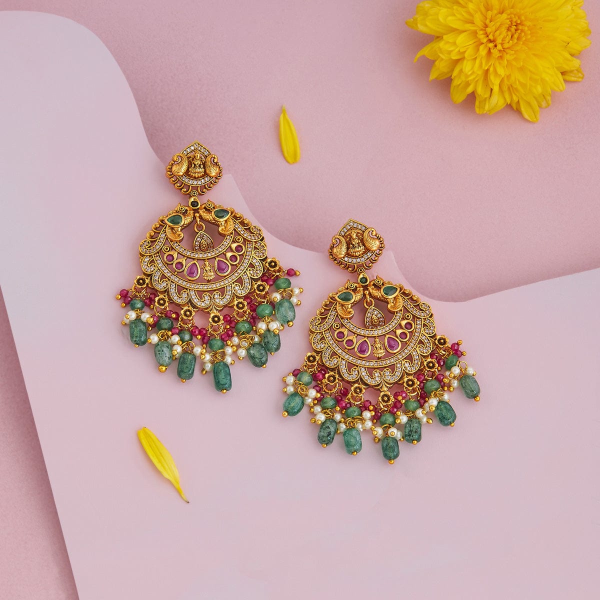 Antique Earring Antique Earring 190294