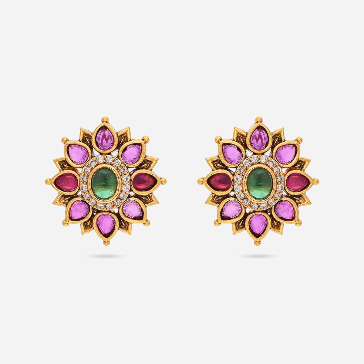 Antique Earring Antique Earring 190954