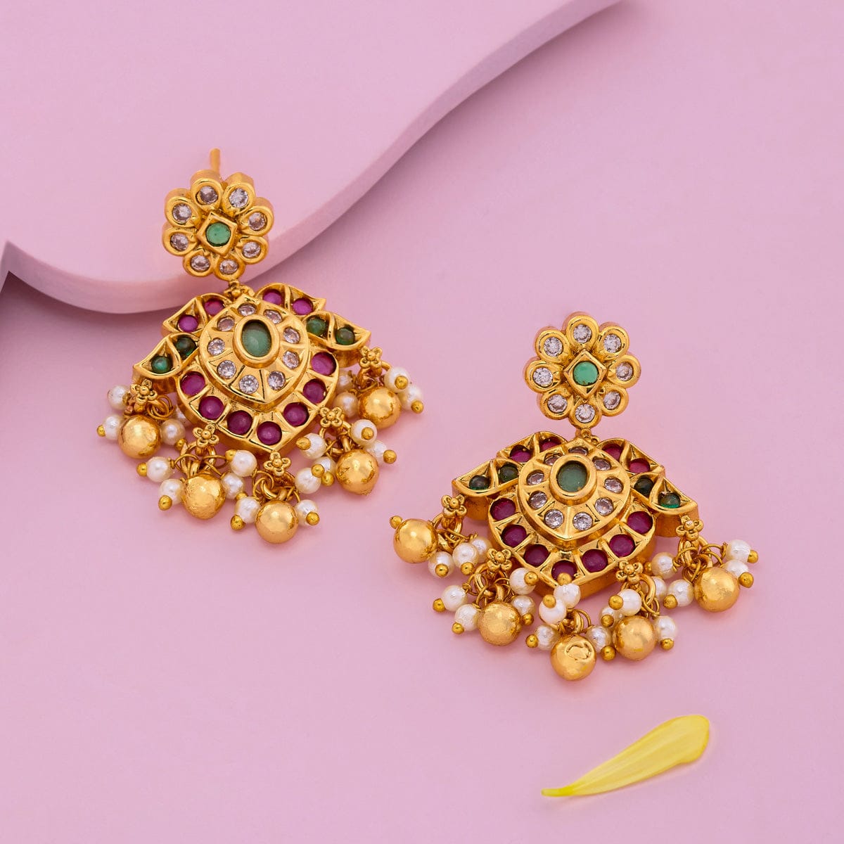 Antique Earring Antique Earring 195066