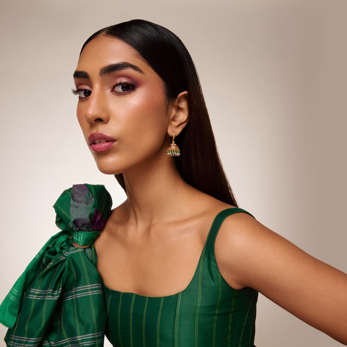 Antique Earring Antique Earring 196604
