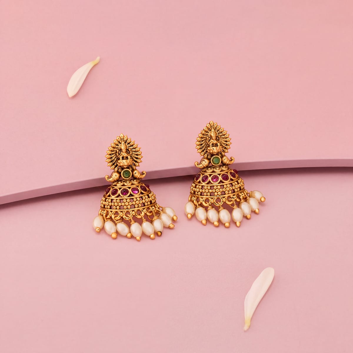 Antique Earring Antique Earring 199378