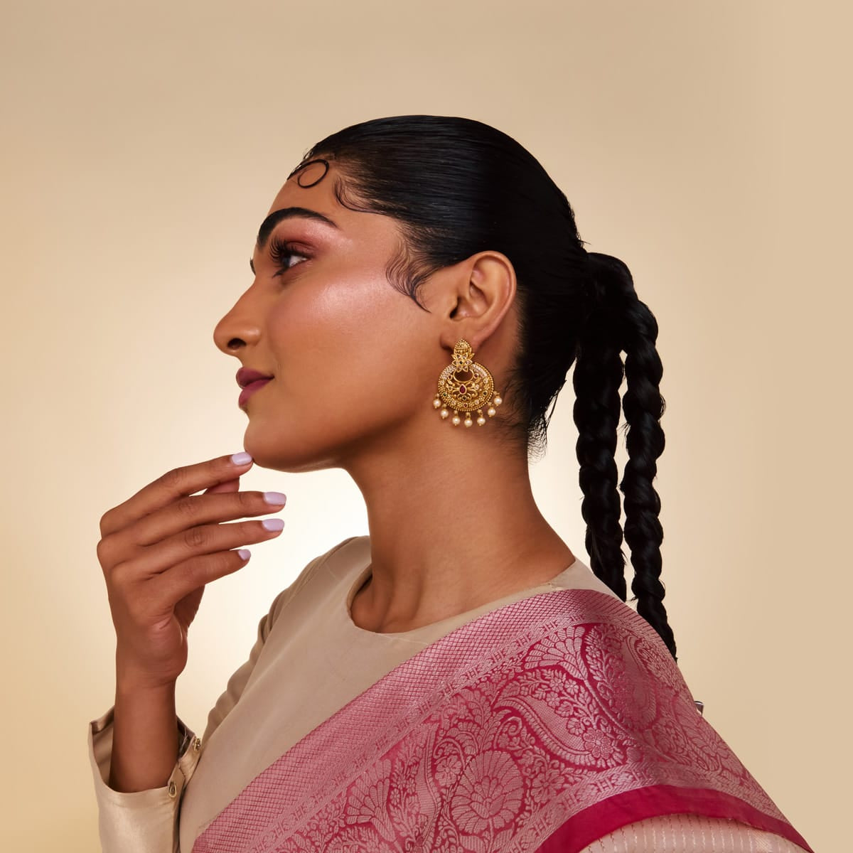 Antique Earring Antique Earring 202532