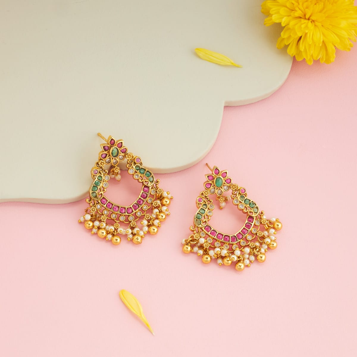 Antique Earring Antique Earring 203453