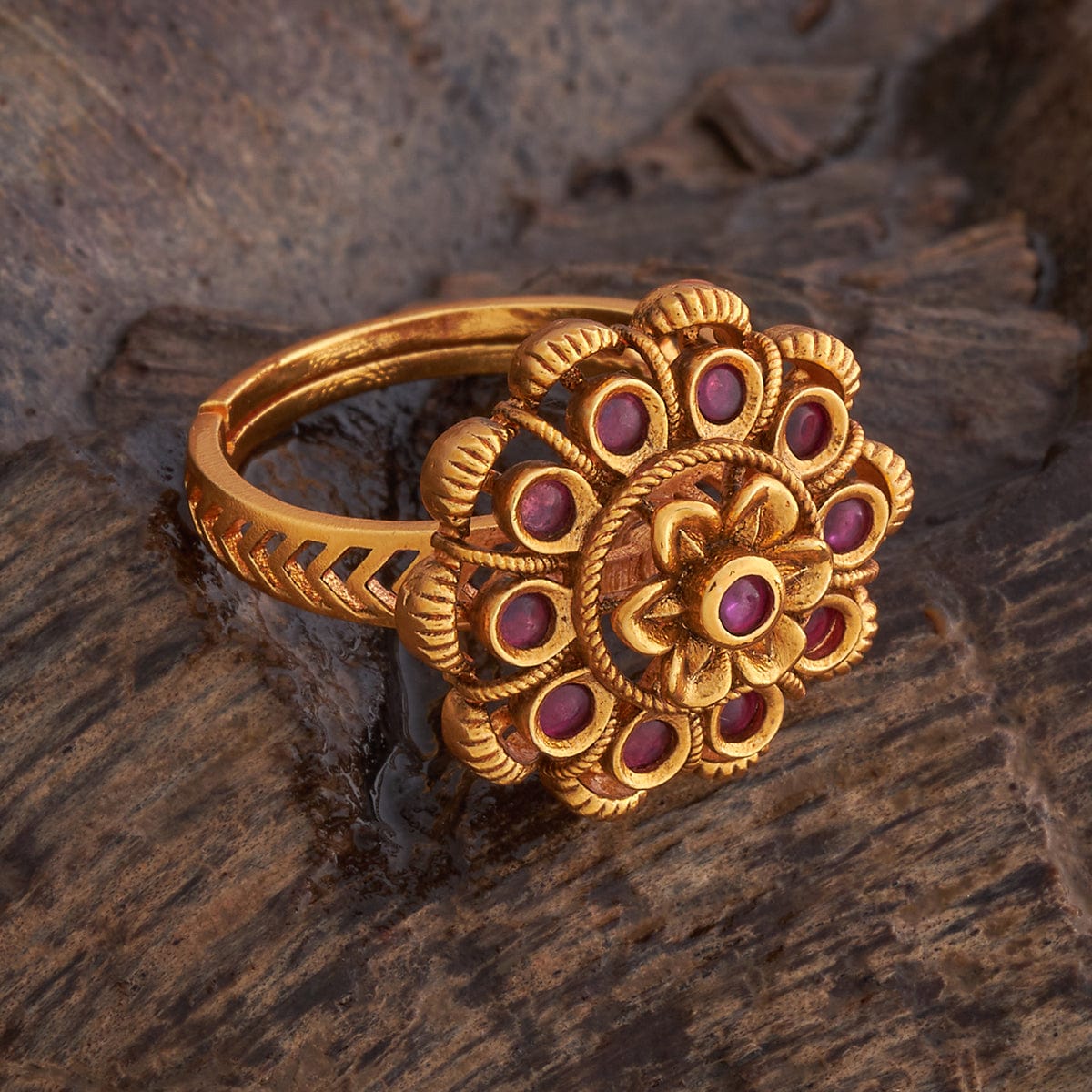 Antique Finger Ring Antique Finger Ring 178641