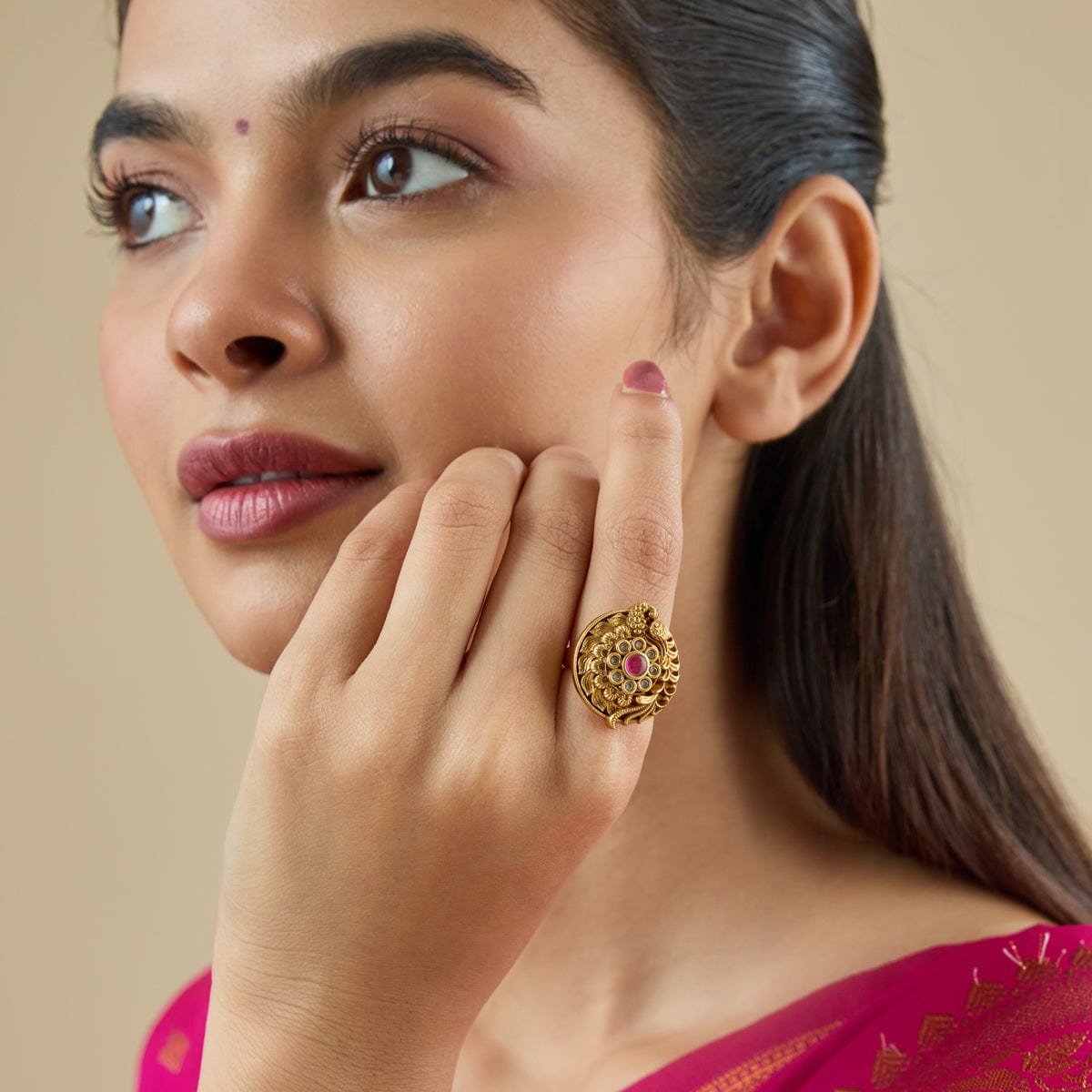 Antique Finger Ring Antique Finger Ring 182541