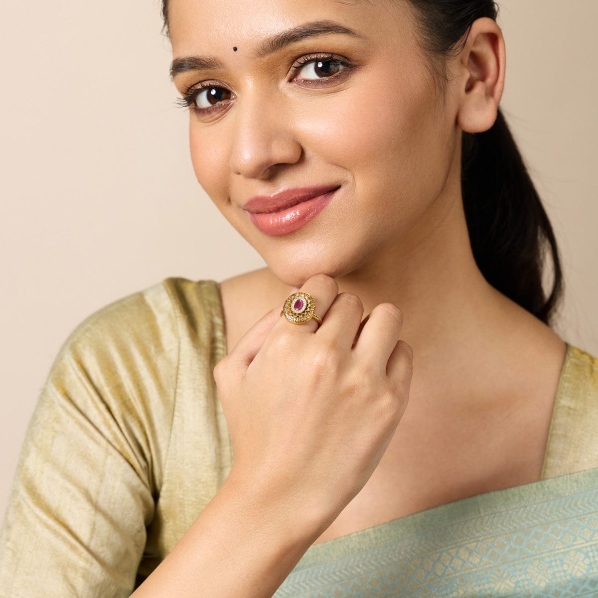 Antique Finger Ring Antique Finger Ring 188997