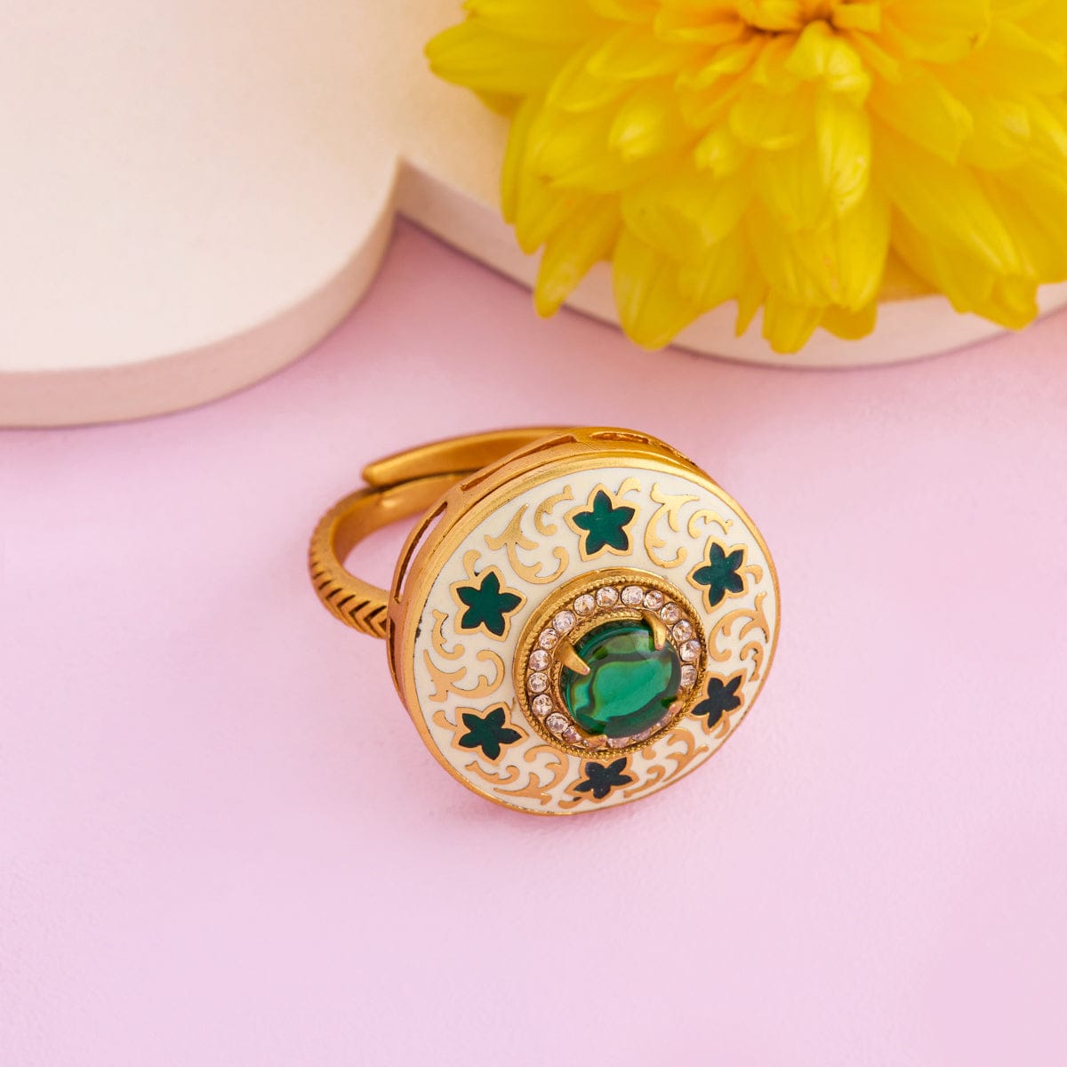 Antique Finger Ring Antique Finger Ring 192832