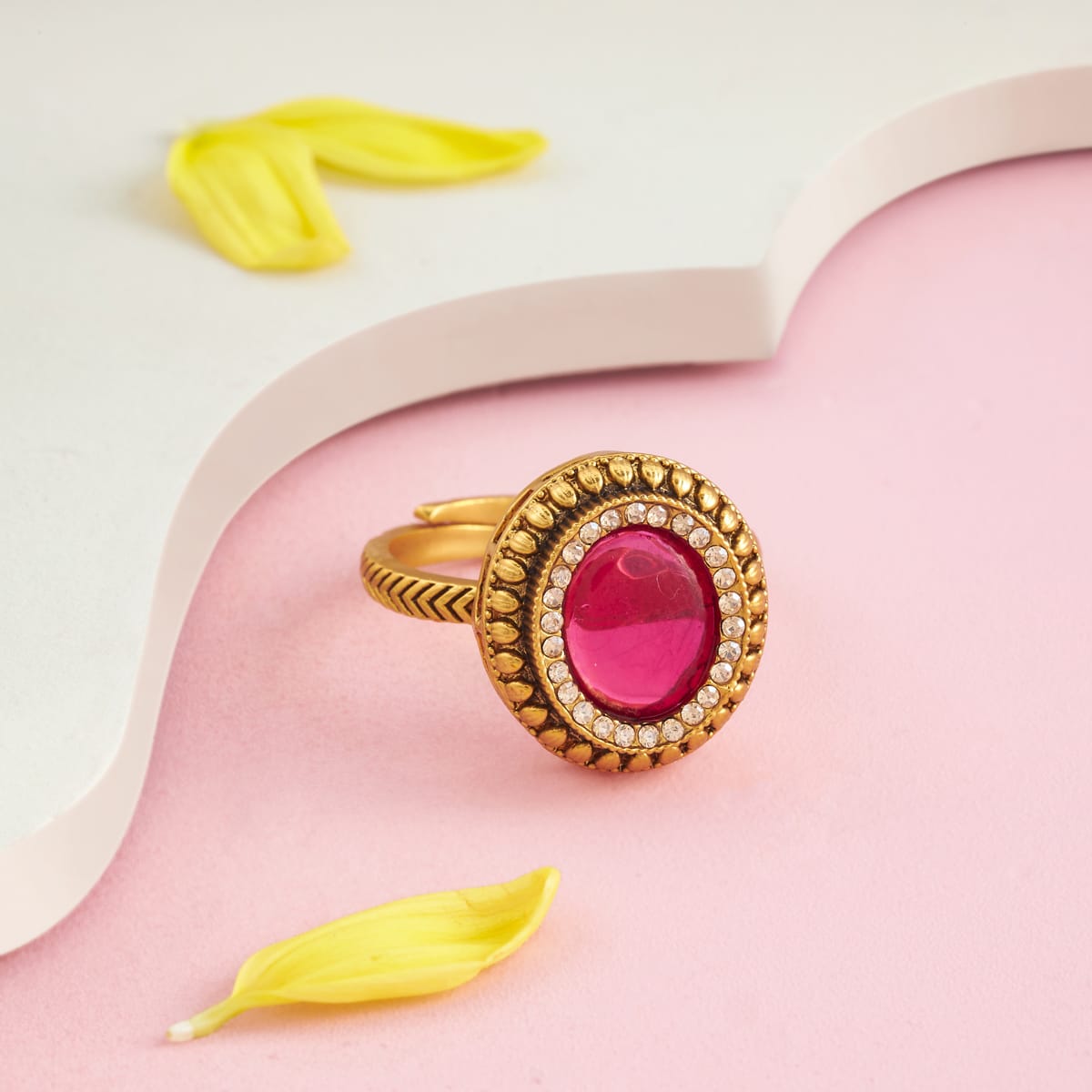 Antique Finger Ring Antique Finger Ring 199275