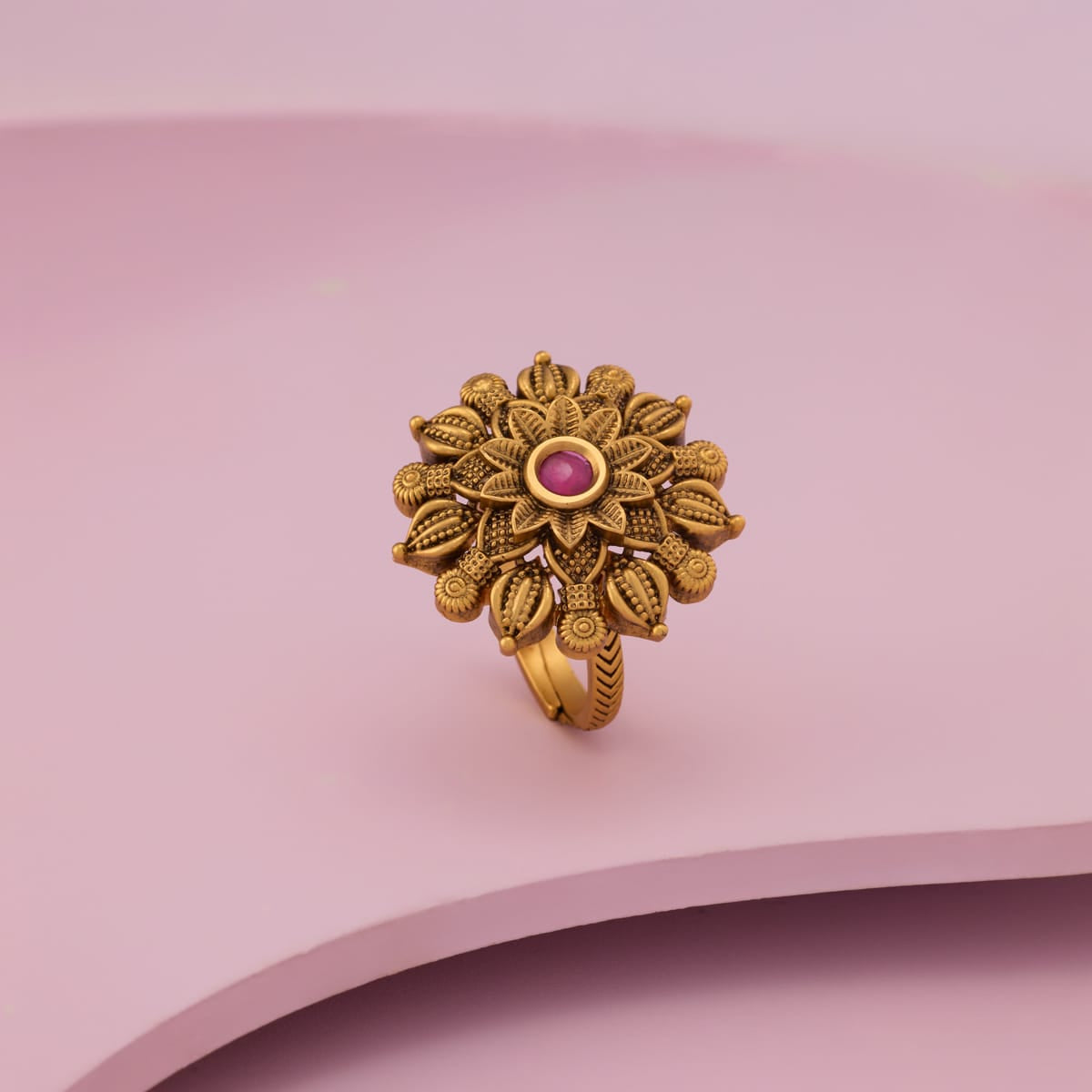 Antique Finger Ring Antique Finger Ring 203666