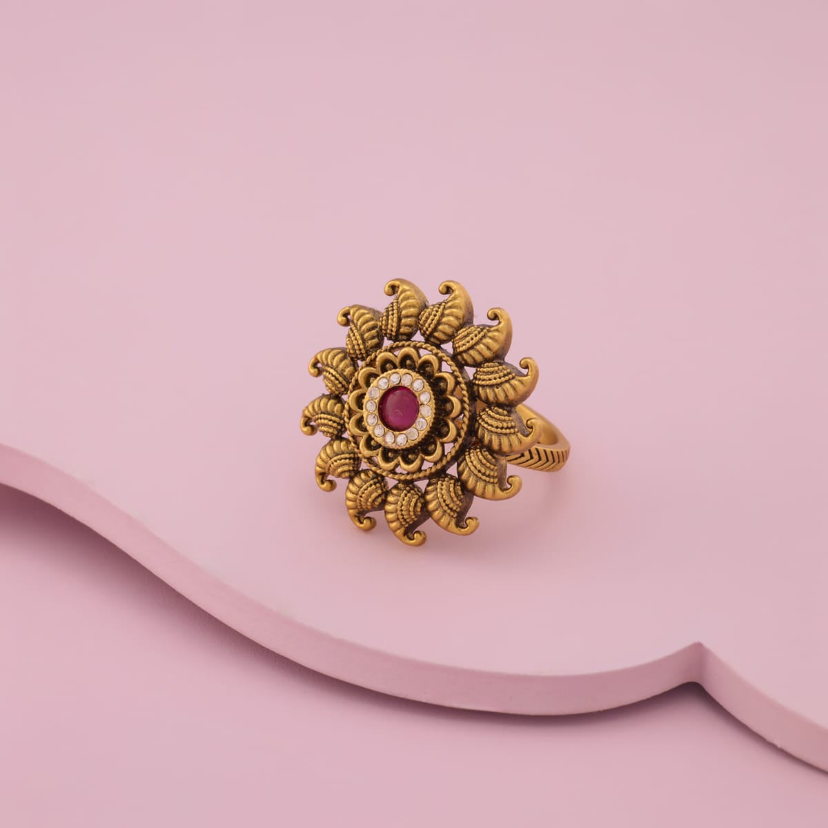 Antique Finger Ring Antique Finger Ring 203667