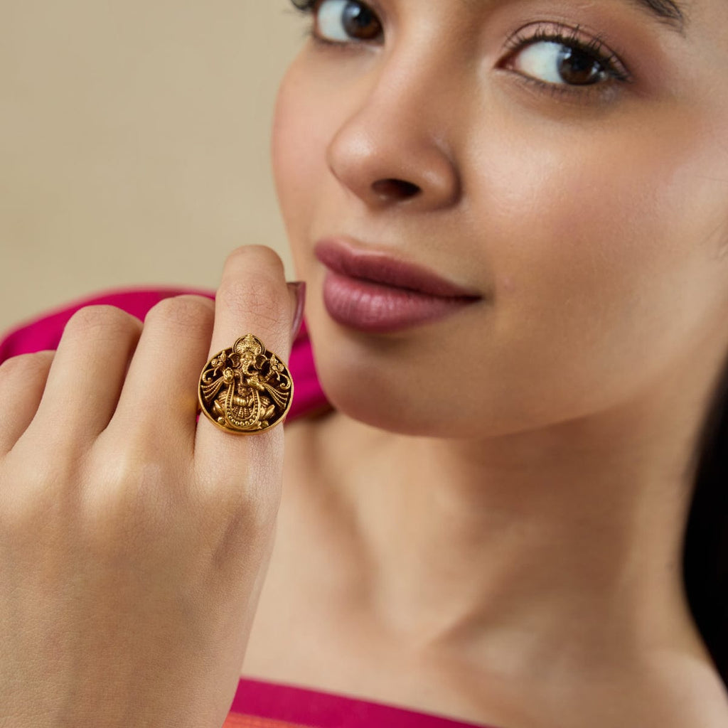 Antique Finger Ring Antique Finger Ring 182539