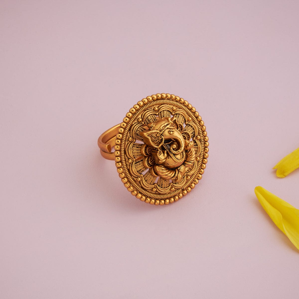 Antique Finger Ring Antique Finger Ring 188134