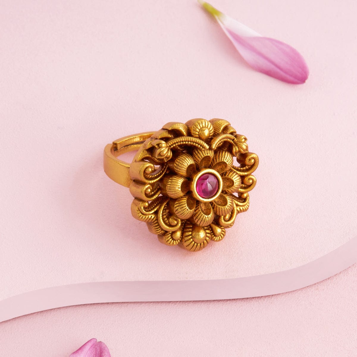 Antique Finger Ring Antique Finger Ring 188657