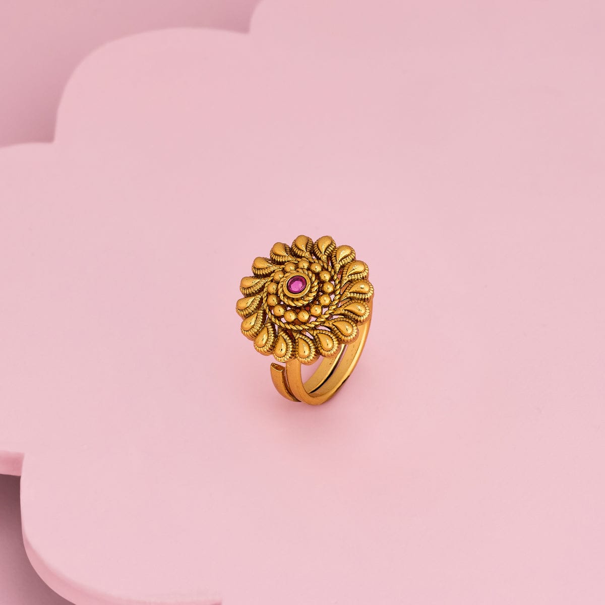 Antique Finger Ring Antique Finger Ring 196663