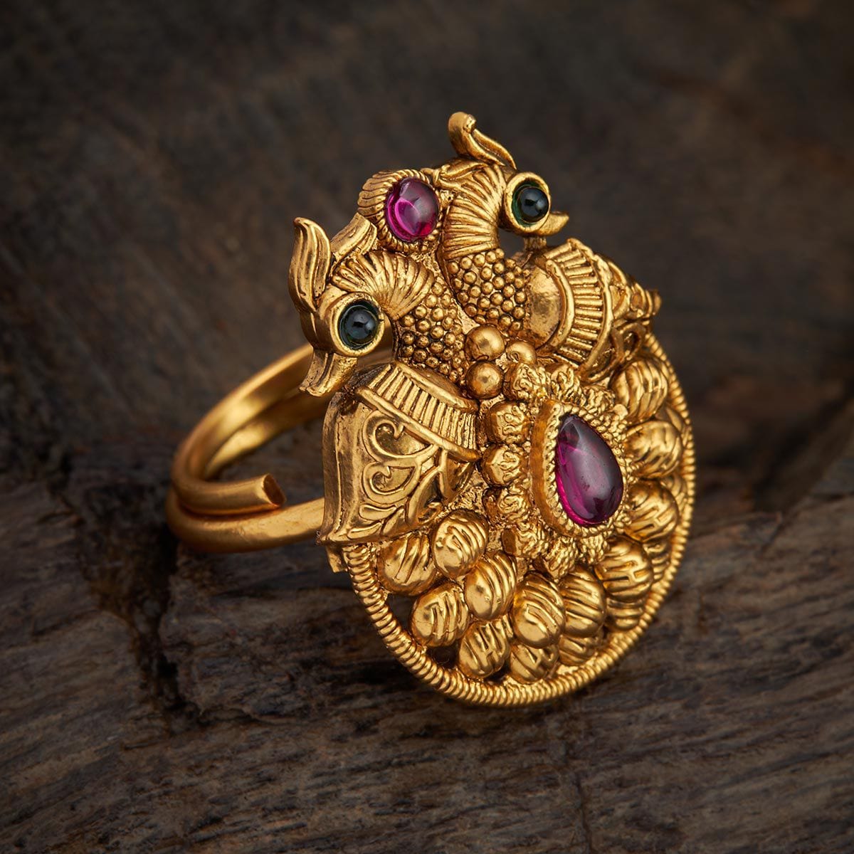 Adjustable antique gold ring/ Statement Jewelry/ Statement Ring/ Indian Ring/  Pakistani Ring/ Indian Gold Ring/ Finger Ring | Gold rings jewelry design,  Gold earrings models, Antique gold rings