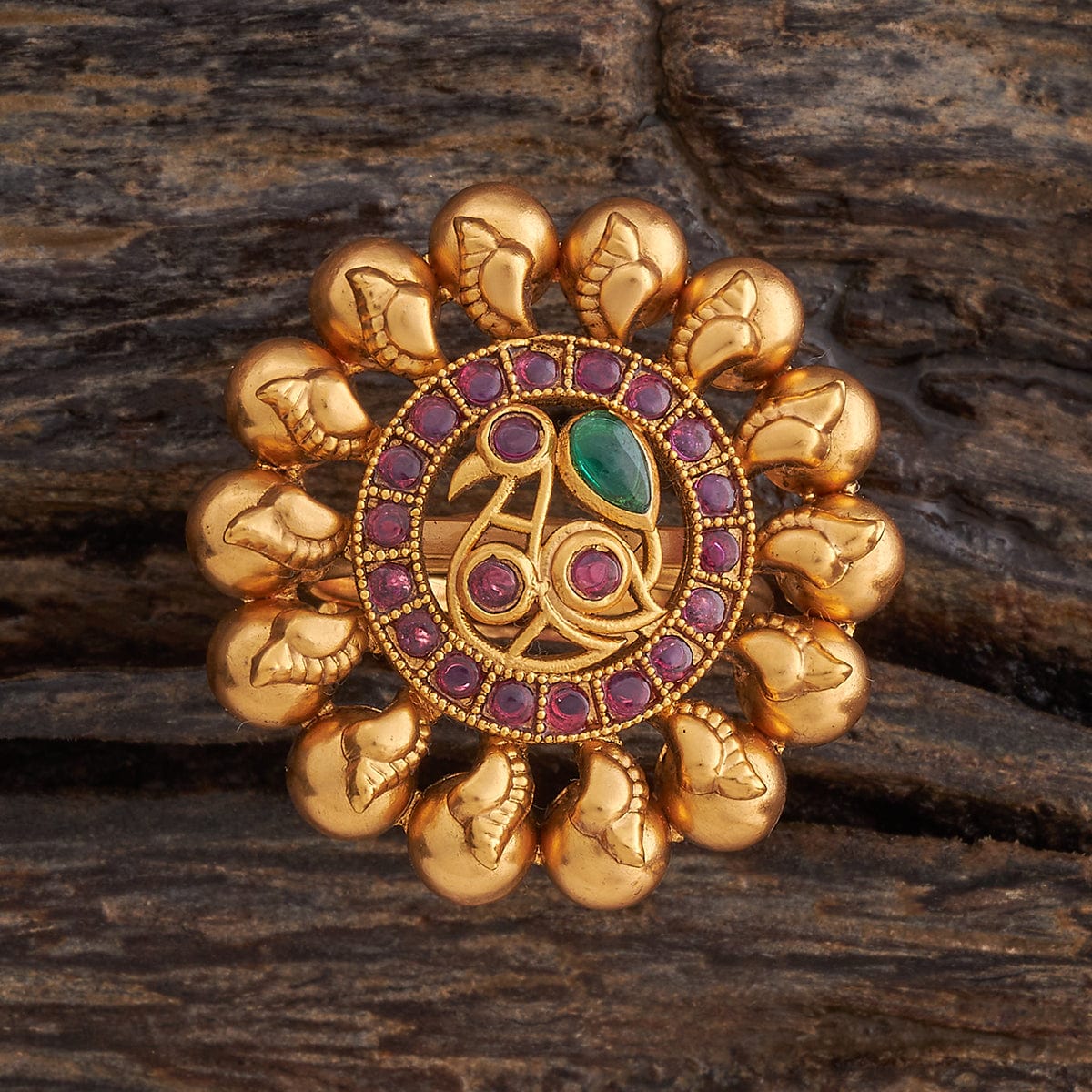 Antique Finger Ring Antique Finger Ring 180903