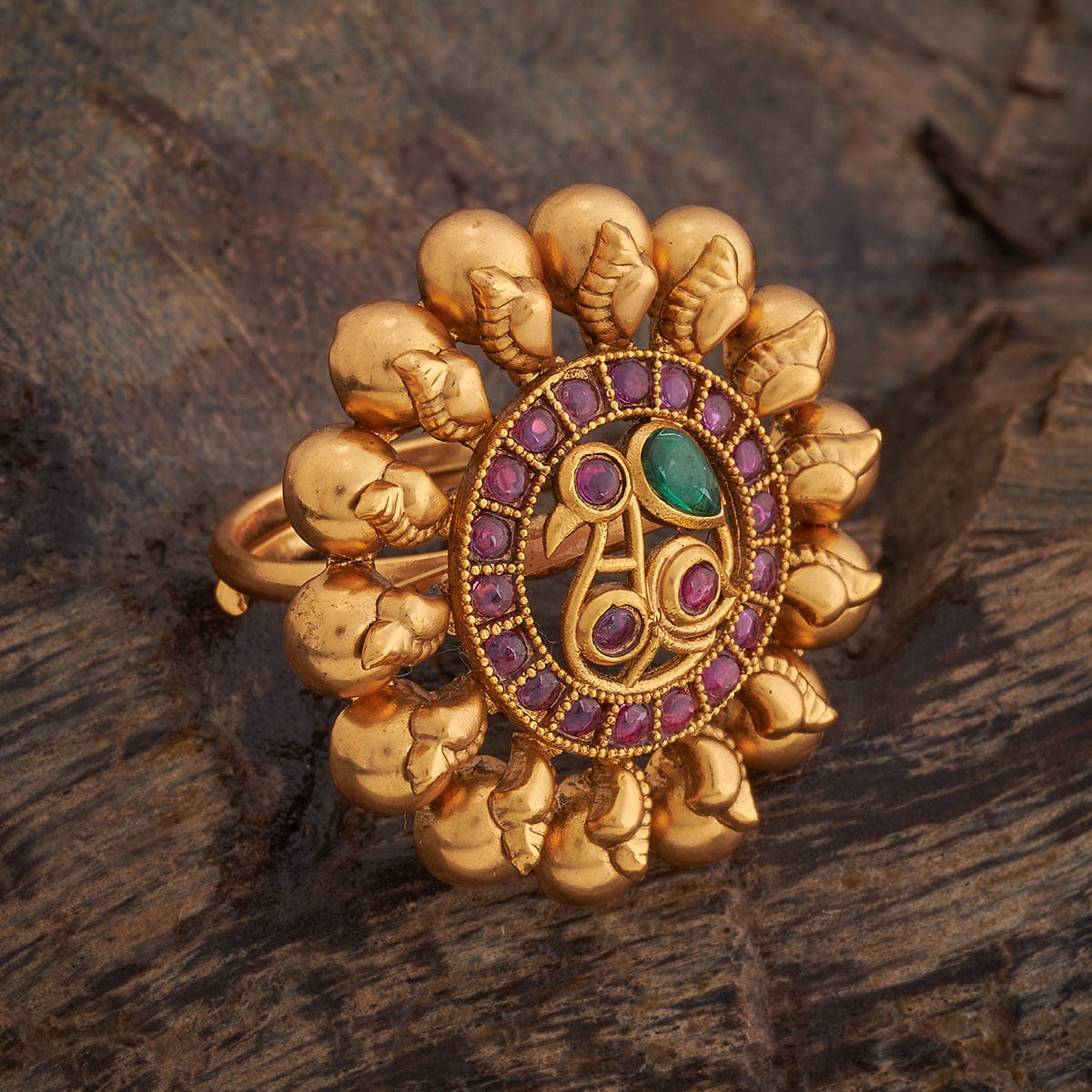 Antique Finger Ring 180903