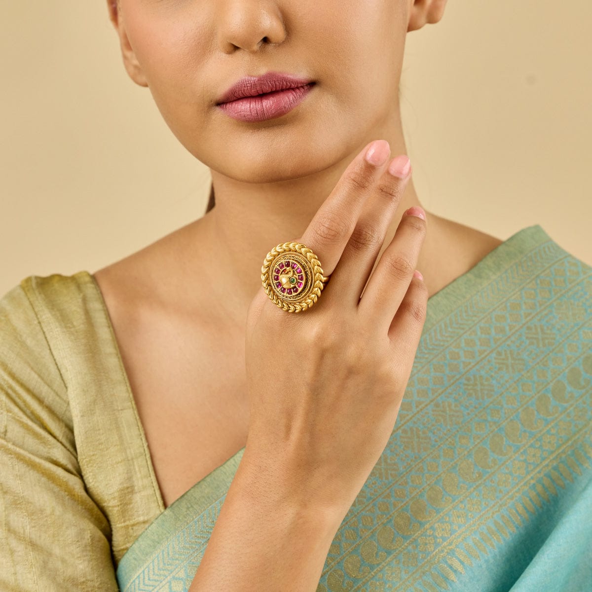 Antique Finger Ring Antique Finger Ring 188129