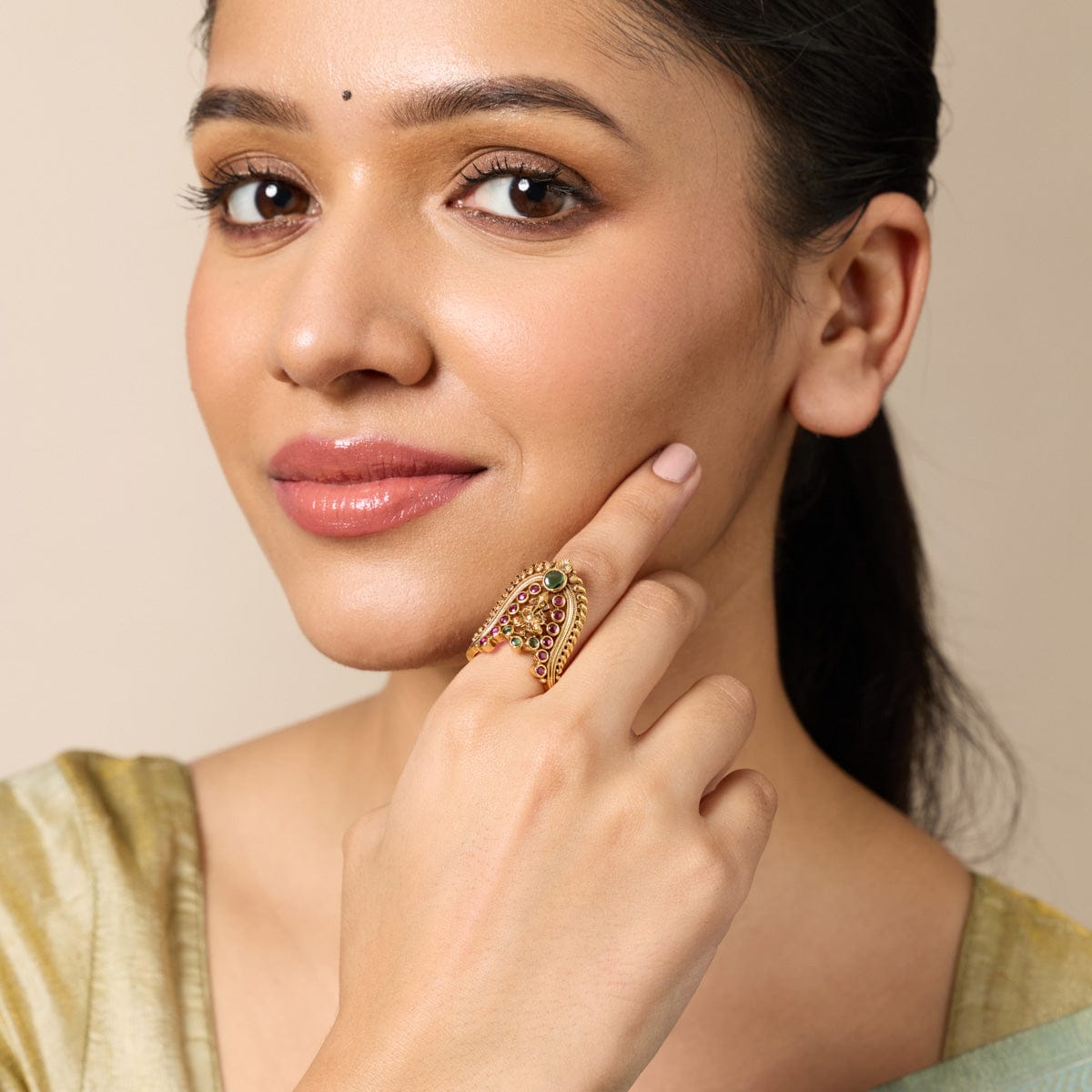 Antique Finger Ring Antique Finger Ring 190281