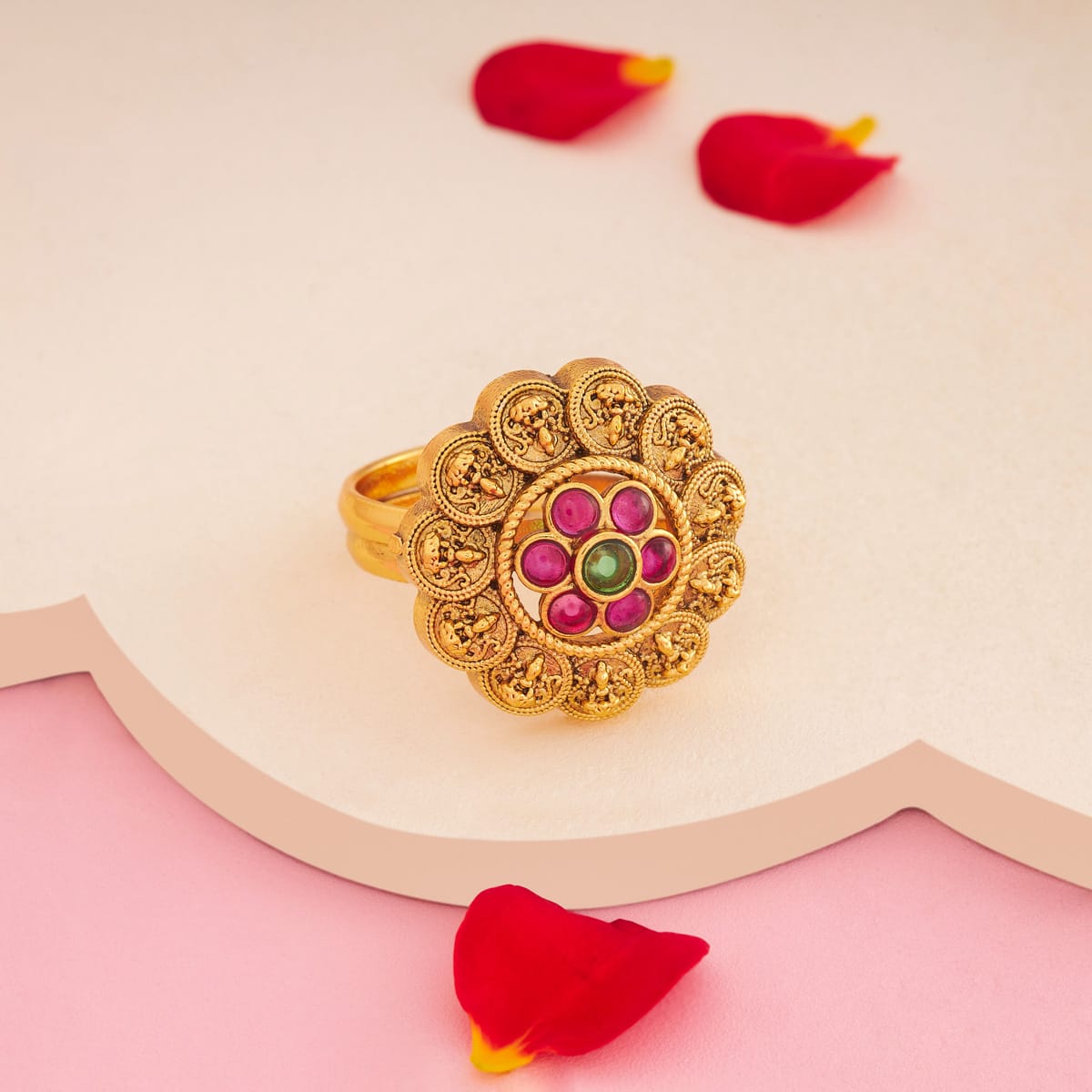 Antique Finger Ring Antique Finger Ring 199403