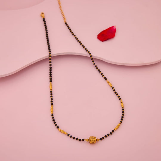 Antique Mangalsutra Antique Mangalsutra 204095