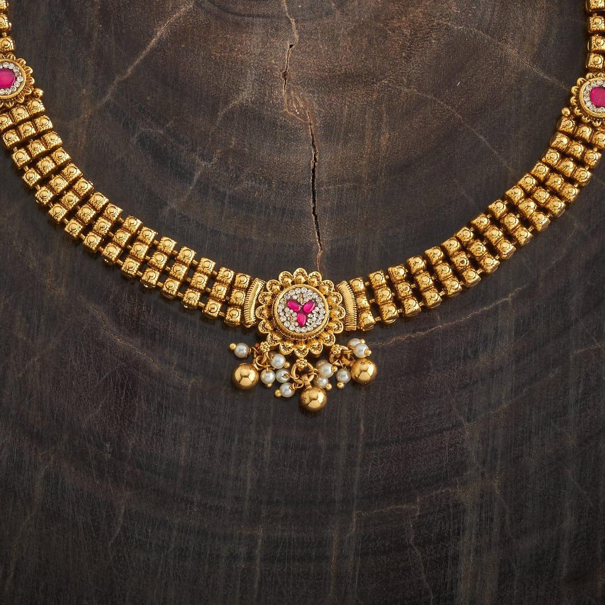 Antique Necklace Antique Necklace 181036