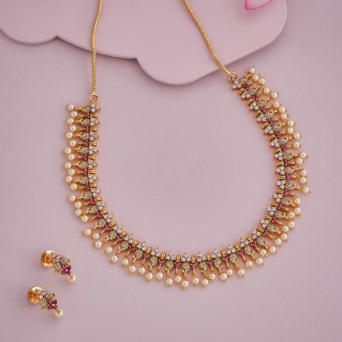 Antique Necklace Antique Necklace 182700