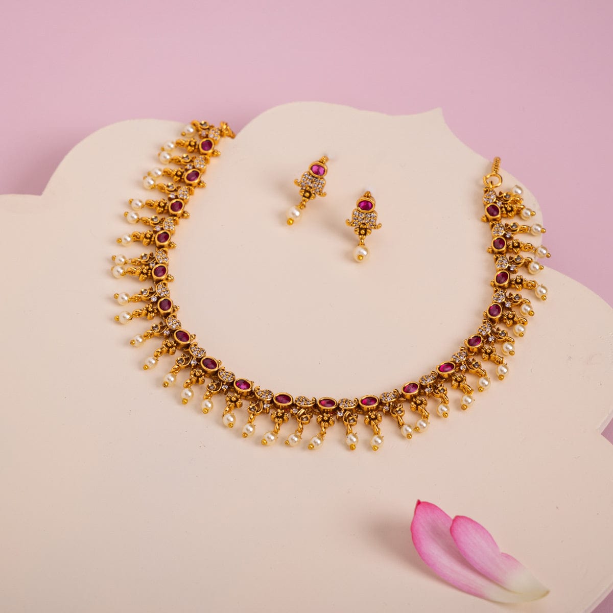 Antique Necklace Antique Necklace 182708