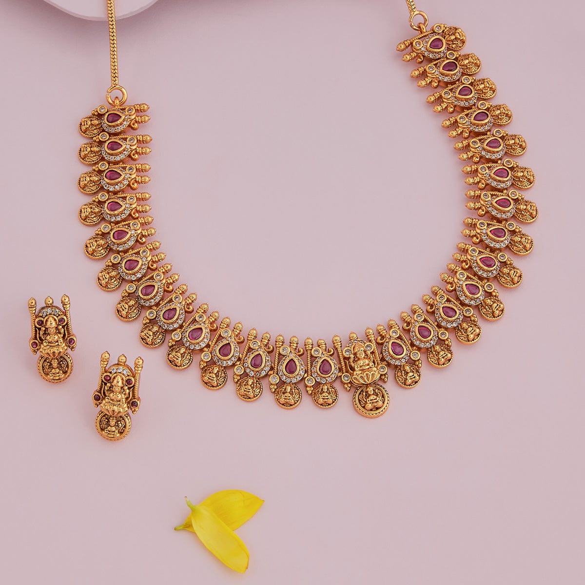 Antique Necklace Antique Necklace 182758