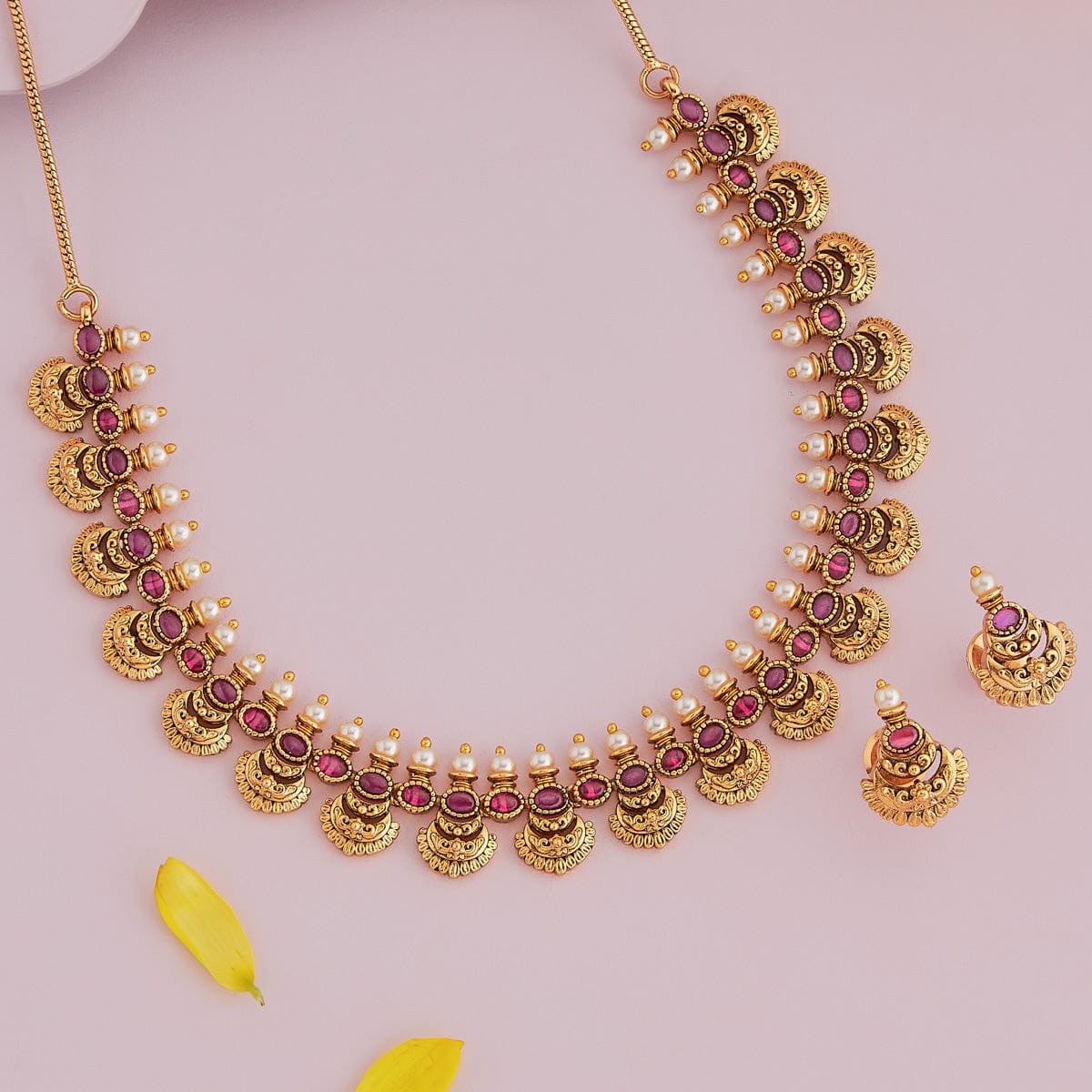 Antique Necklace Antique Necklace 182759