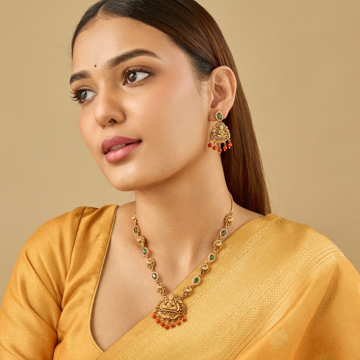 Antique Necklace Antique Necklace 184570