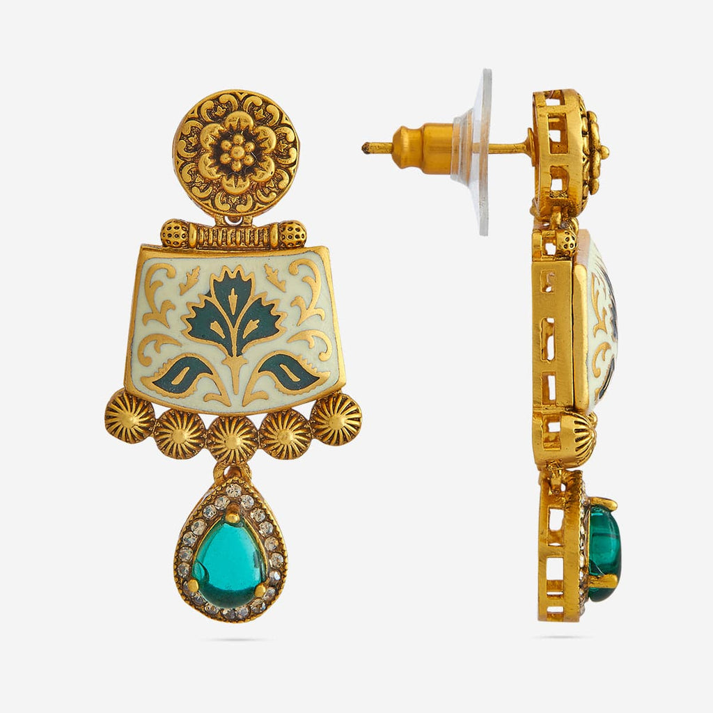 Antique Necklace Antique Necklace 185357