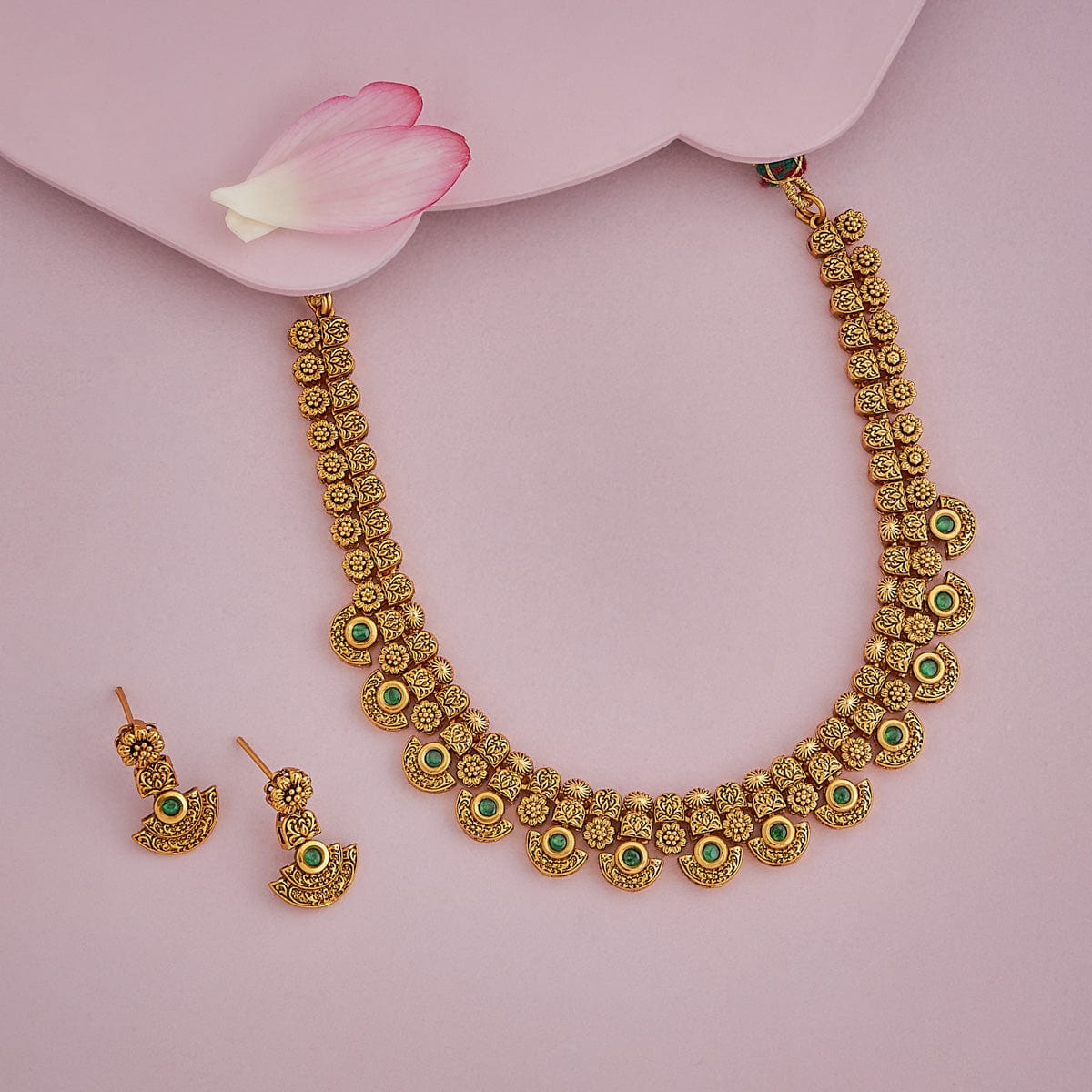 Antique Necklace Antique Necklace 185358