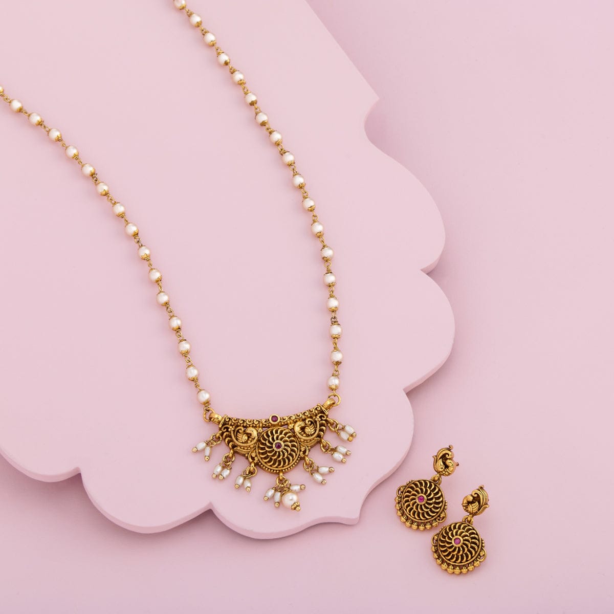 Antique Necklace Antique Necklace 185673