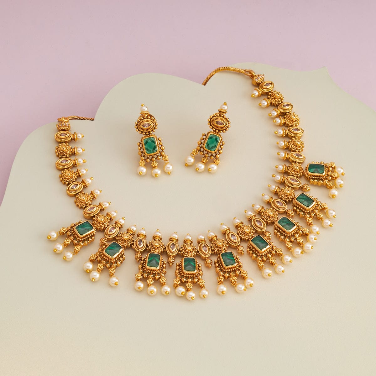 Antique Necklace Antique Necklace 186397