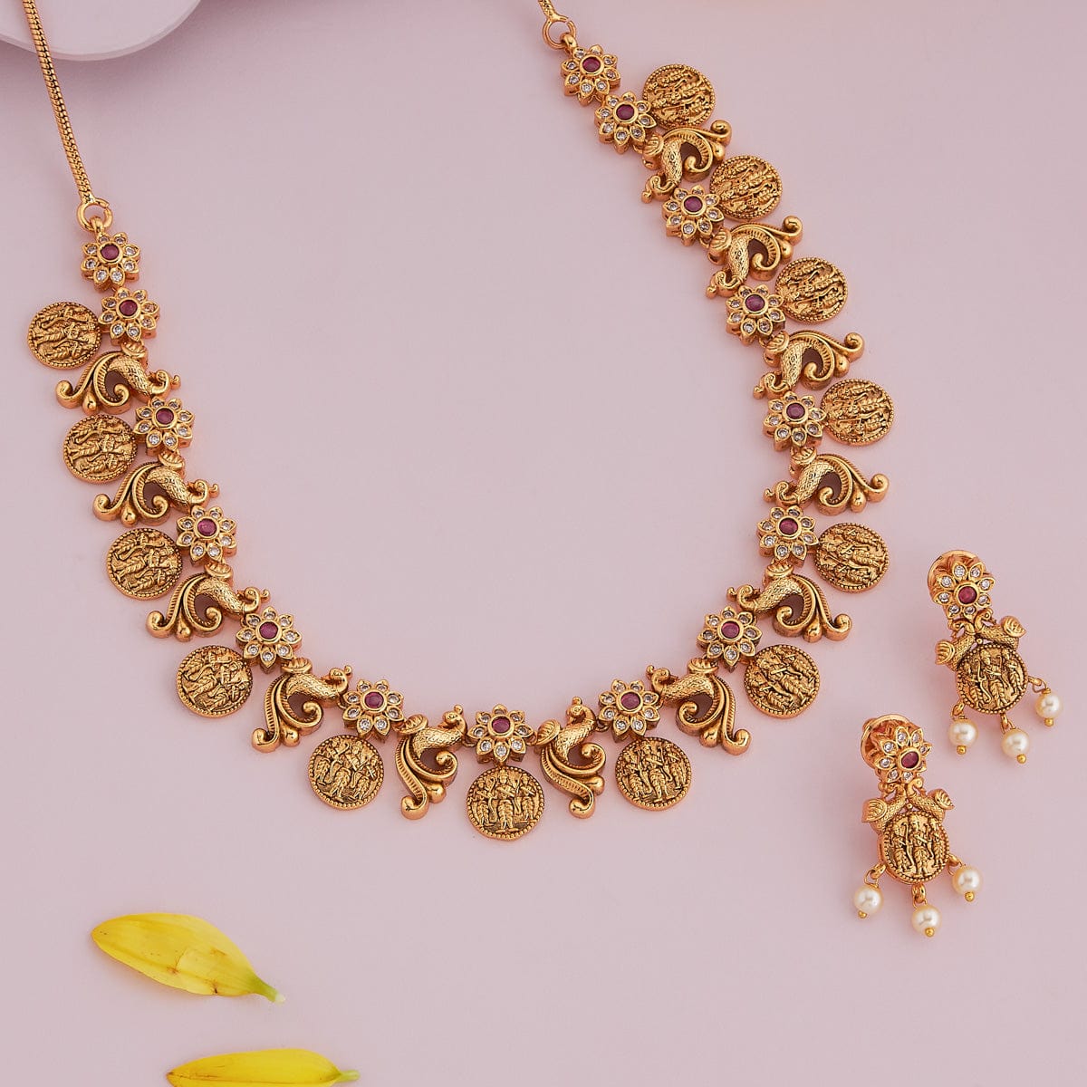 Antique Necklace Antique Necklace 186400