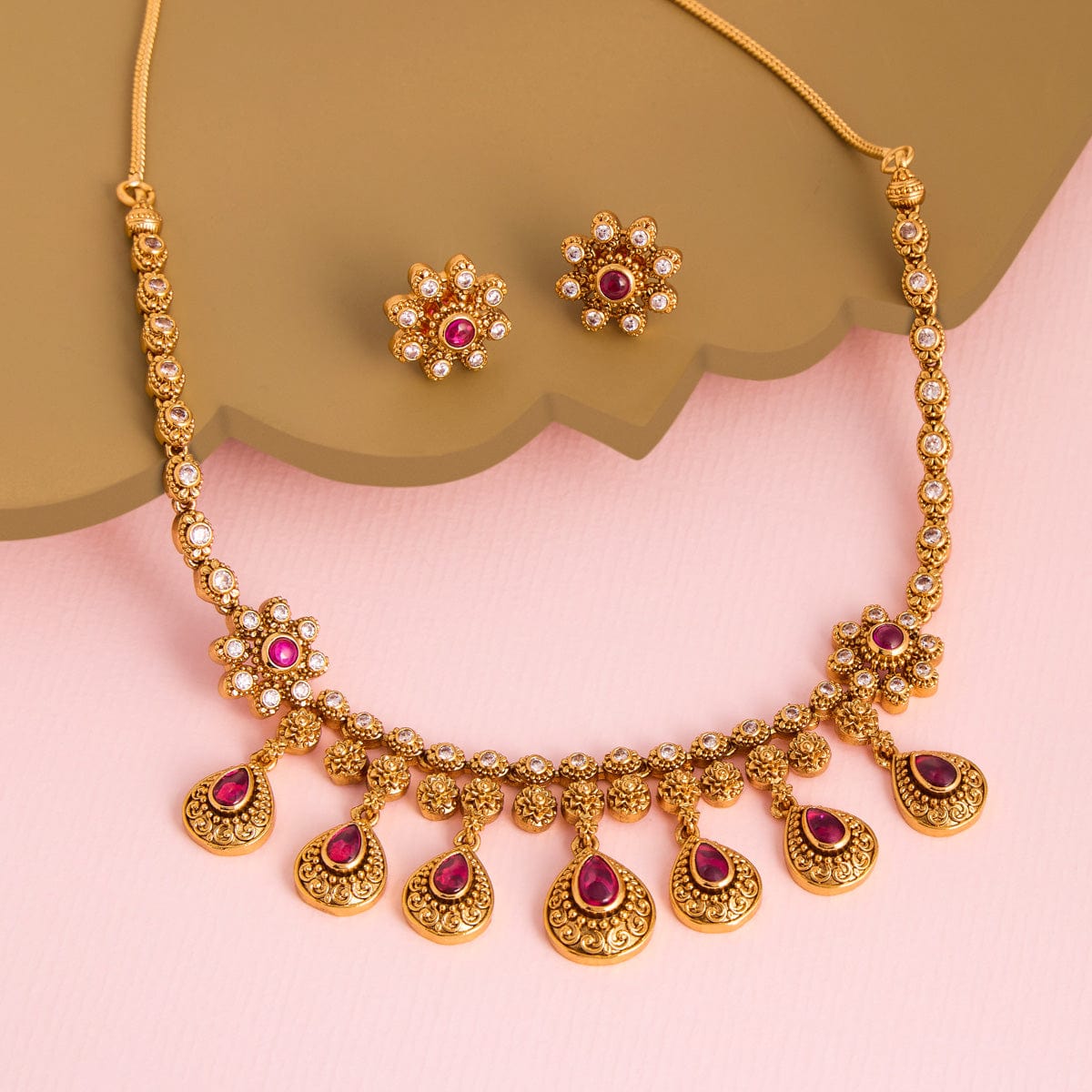 Antique Necklace Antique Necklace 186942