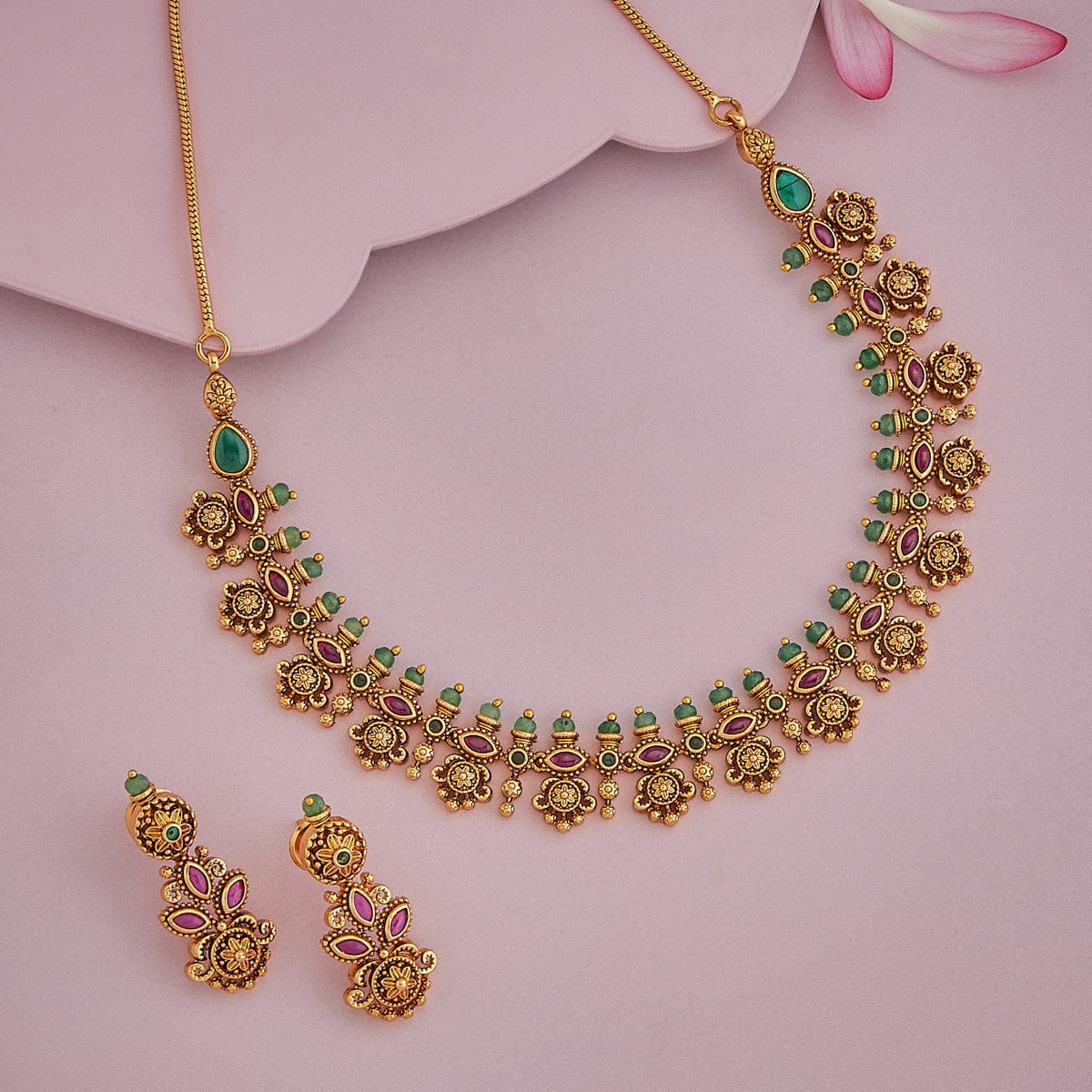 Antique Necklace Antique Necklace 186946