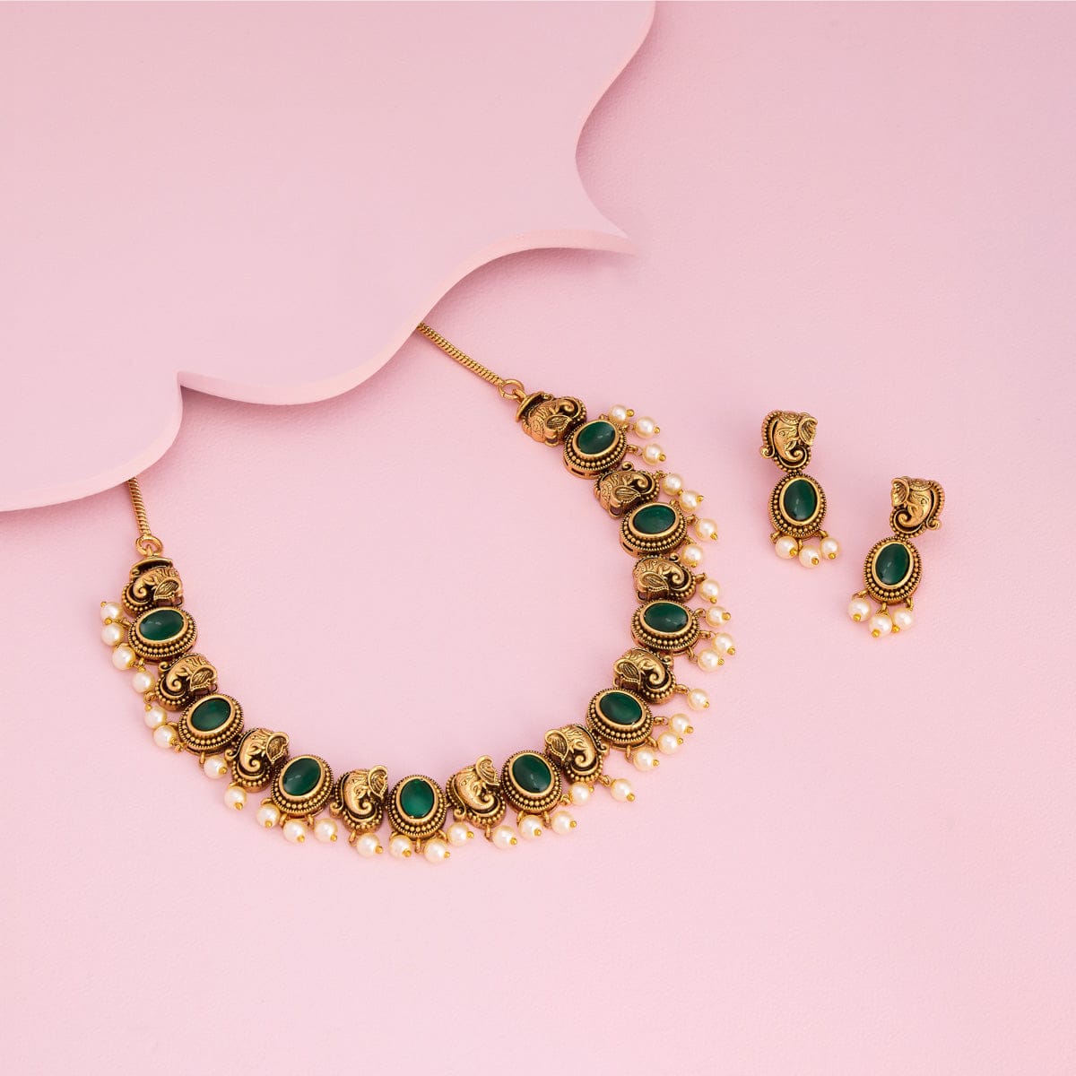 Antique Necklace Antique Necklace 188718