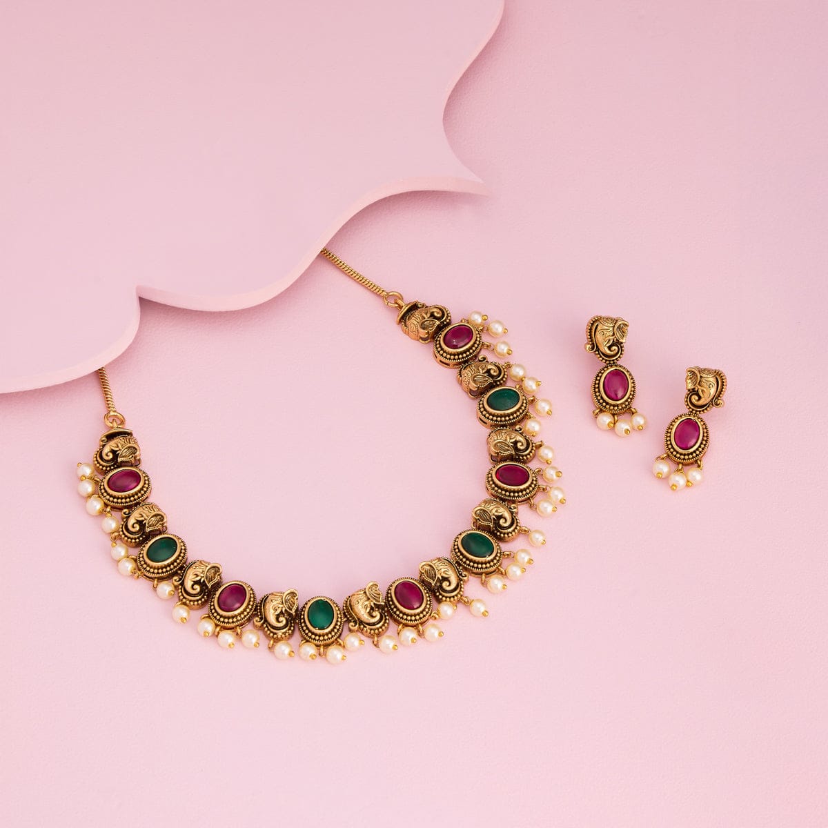 Antique Necklace Antique Necklace 188718