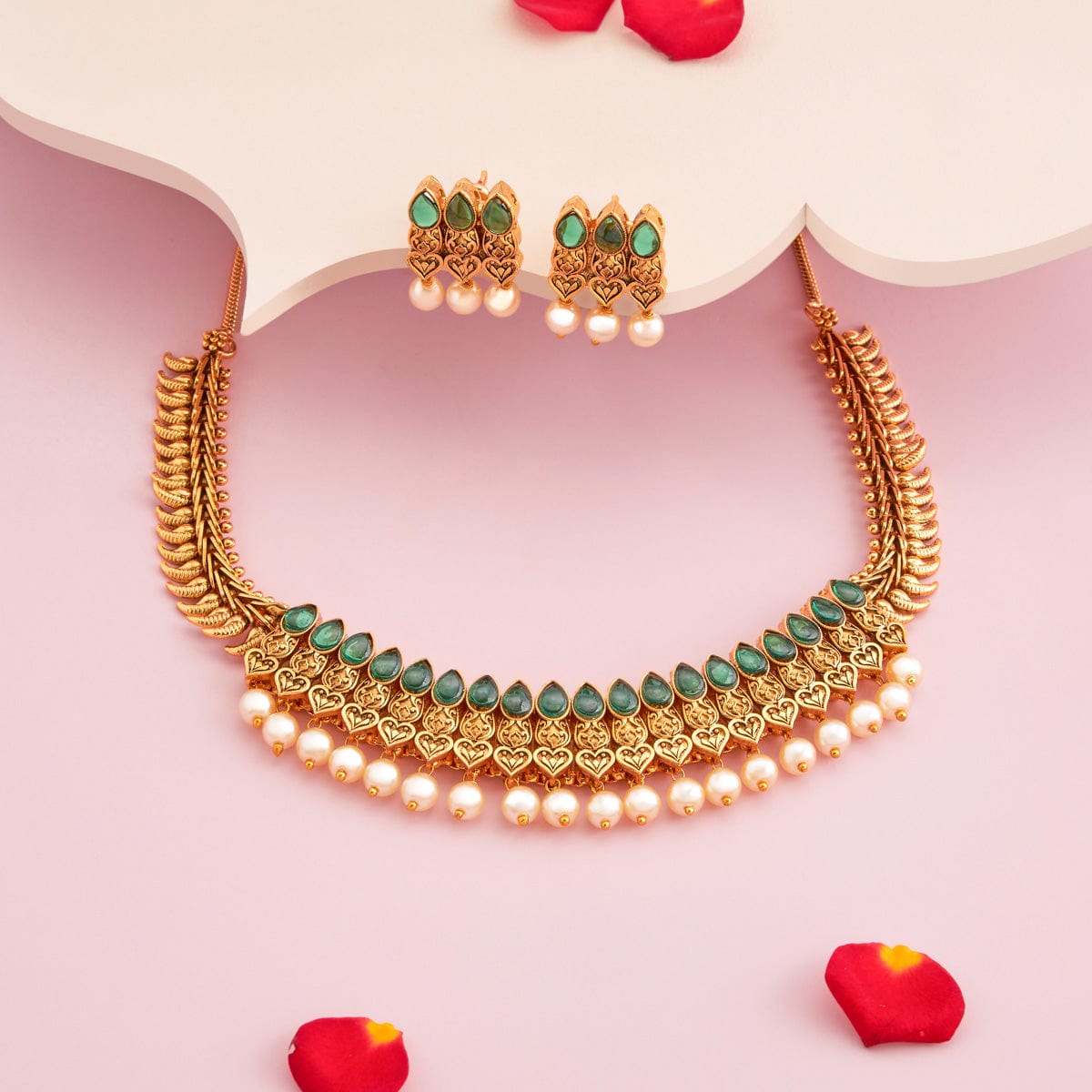 Antique Necklace Antique Necklace 190684