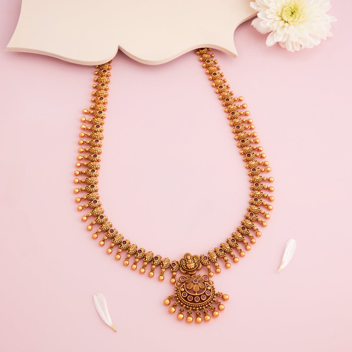 Antique Necklace Antique Necklace 190704