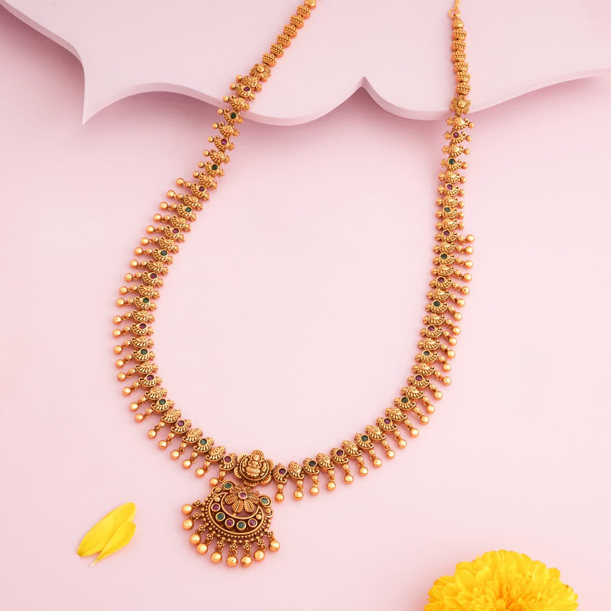 Antique Necklace Antique Necklace 190704