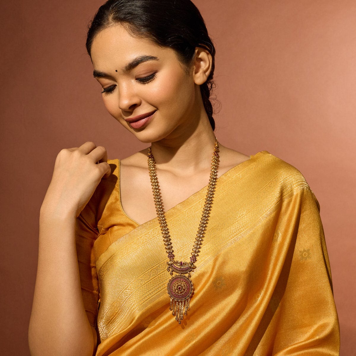 Antique Necklace Antique Necklace 190713