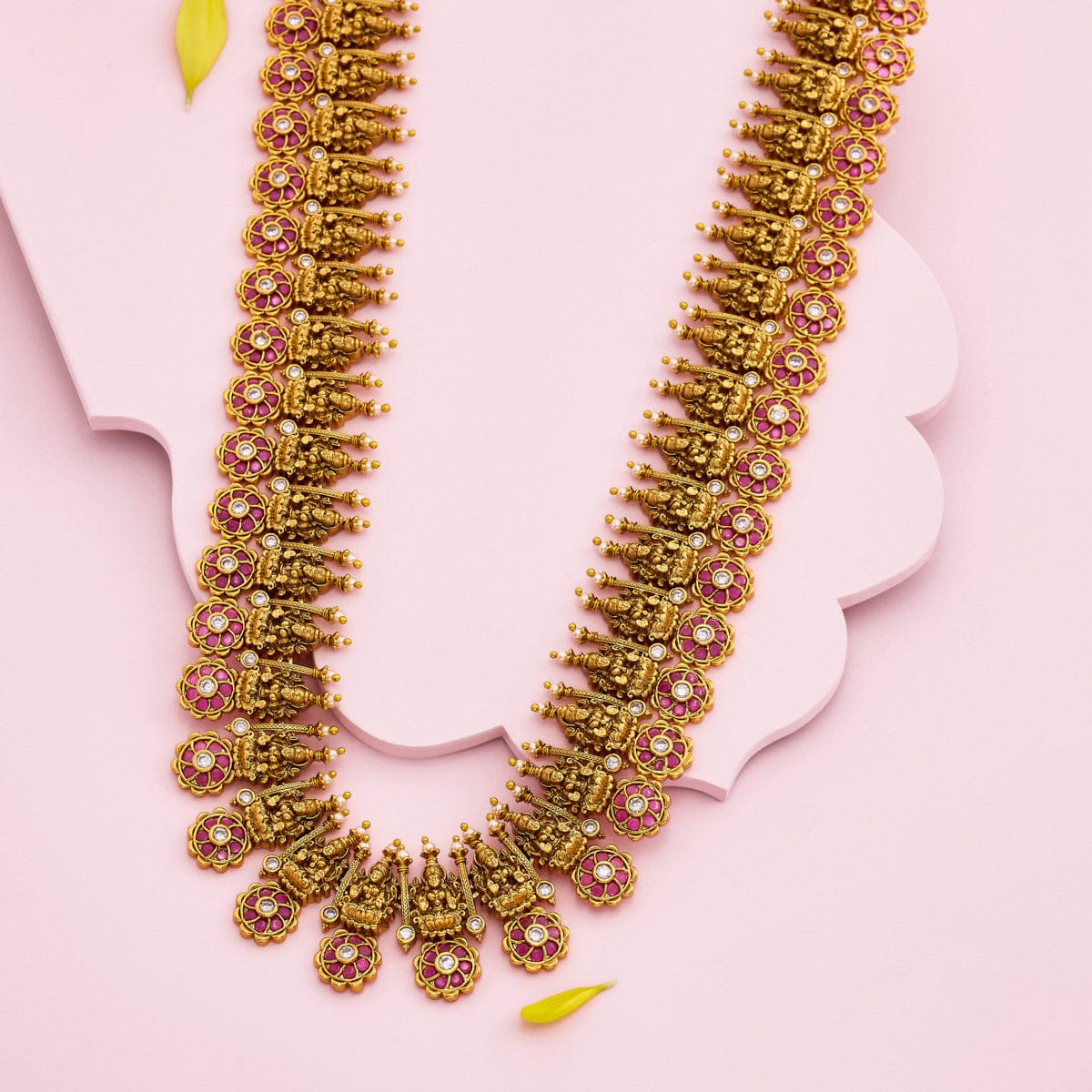 Antique Necklace Antique Necklace 191123