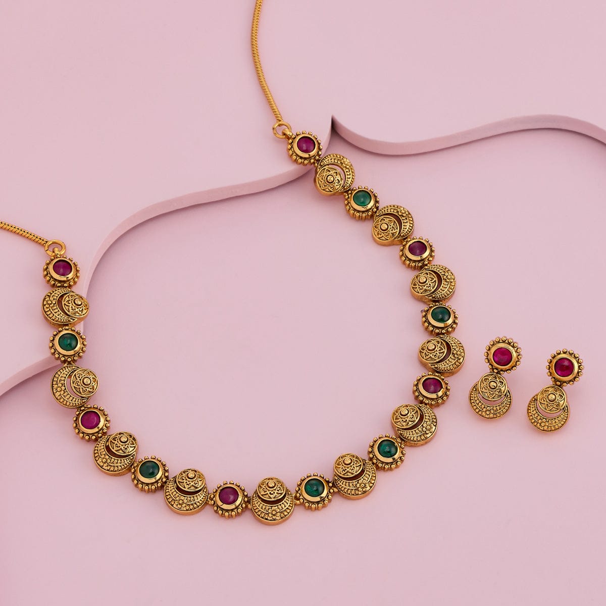 Antique Necklace Antique Necklace 191126