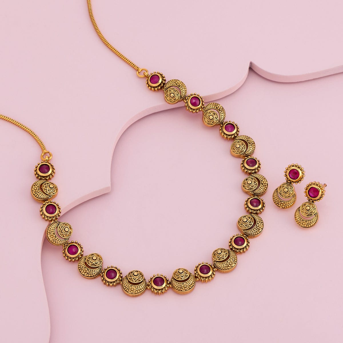 Antique Necklace Antique Necklace 191126