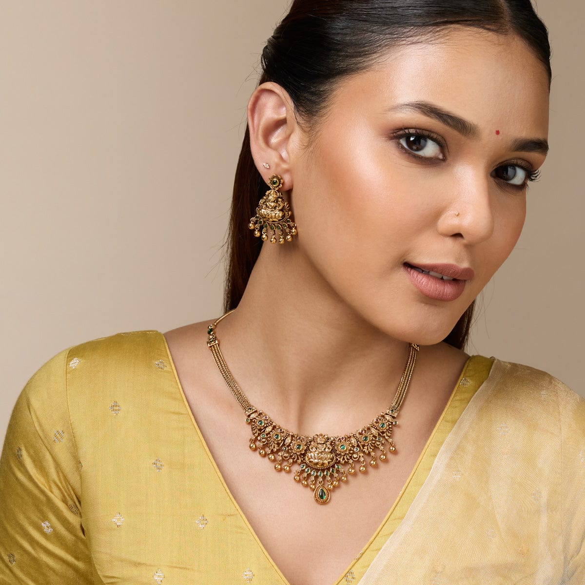 Antique Necklace Antique Necklace 191138